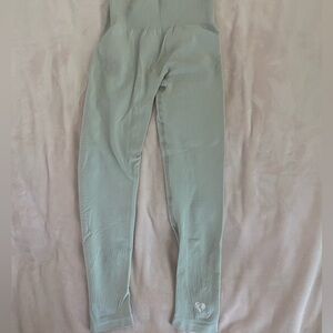 WOMEN’S BEST WORKOUT LEGGINGS SIZE 4!